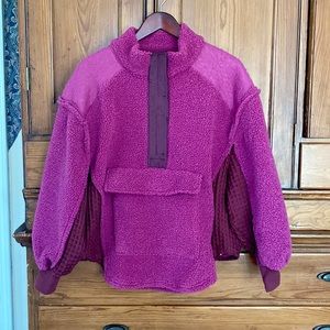 BDG Kas Sherpa Pieced Sweatshirt